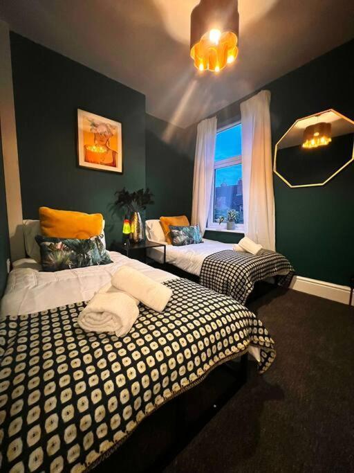 Canalside Terrace-Boutique Stay Worcester City Екстериор снимка